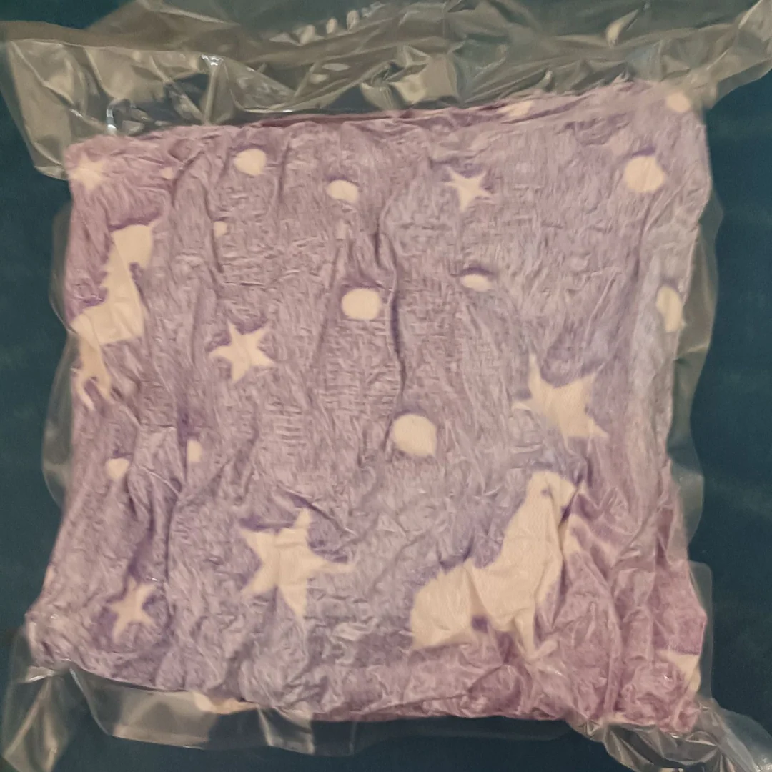 Glow In The Dark Kids Blanket - Image 6